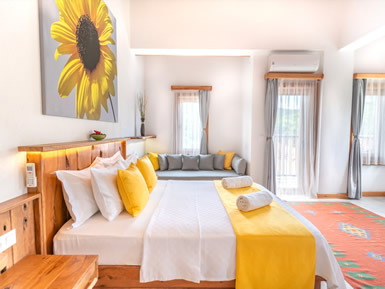 Deluxe King Room with Jacuzzi